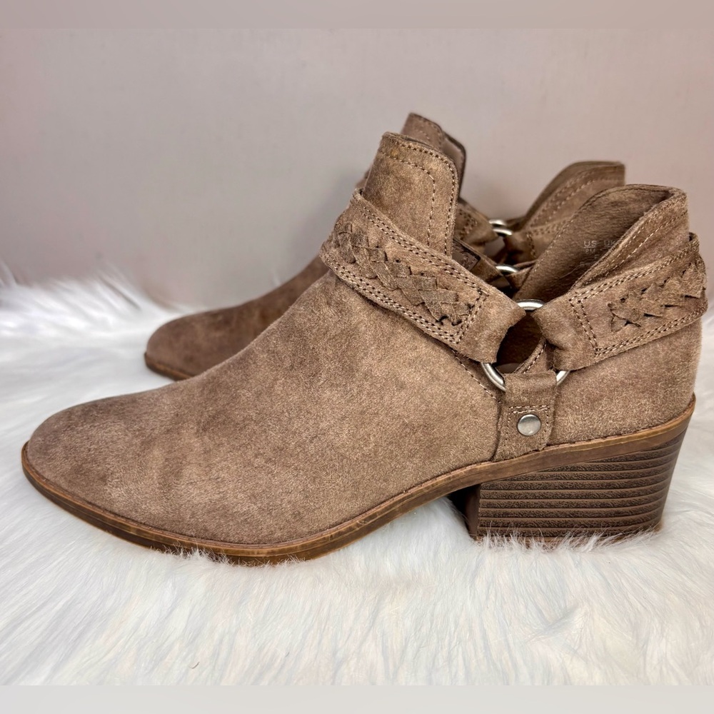 FERGALICIOUS Tan Ankle Booties - Picture 9 of 13